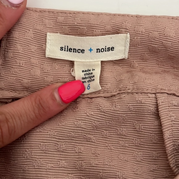 Urban Outfitters Silence + Noise Jacquard Pink/Rose Peplum Skirt Size 6 - Picture 5 of 6